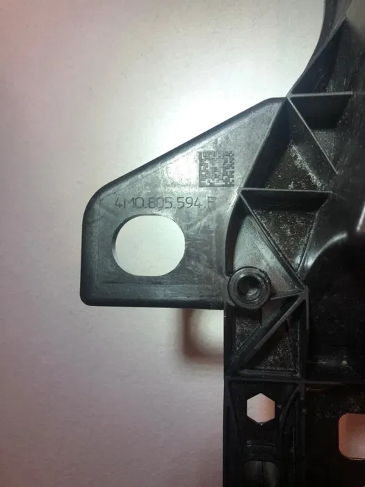 Передня панель (телевізор) на Audi Q7 4M - Зображення 2