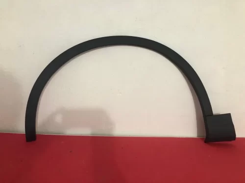 Накладки крила на Audi Q7 4m (не с-лайн) права/ліва